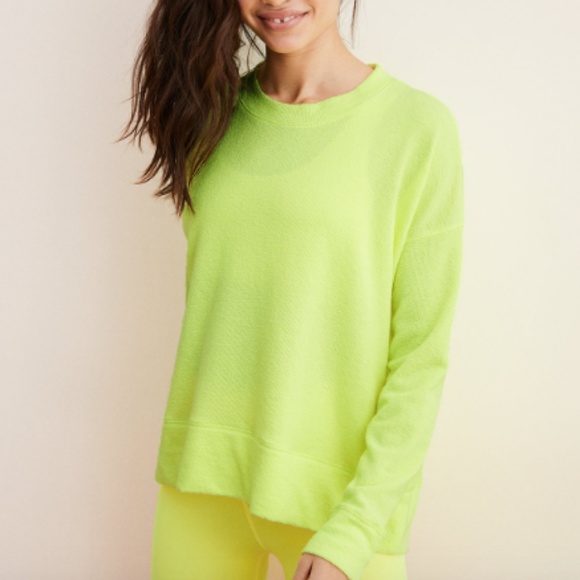 aerie Sweaters - Aerie Beach Fleece in Neon Lemon (S)